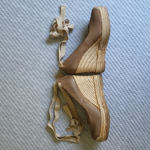 Boutique 9 Marcello wedge platform pumps ankle wrap sandals - Picture 6 of 7